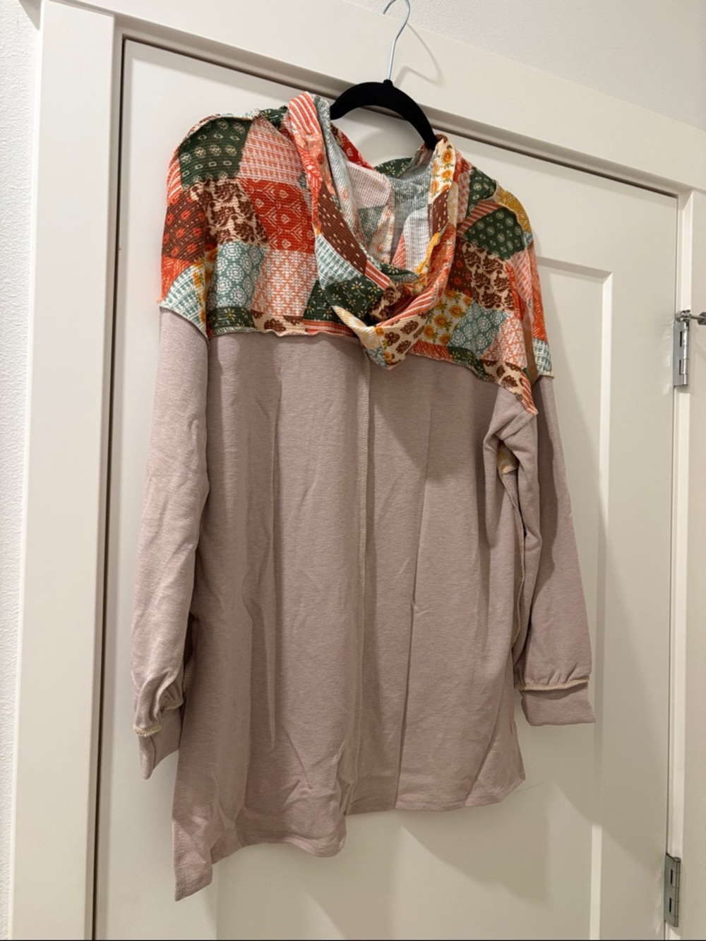 NEW [Haptics] Patchwork Printed High/Low Back Hem Yoke Hooded Top Women's S - Picture 4 of 12